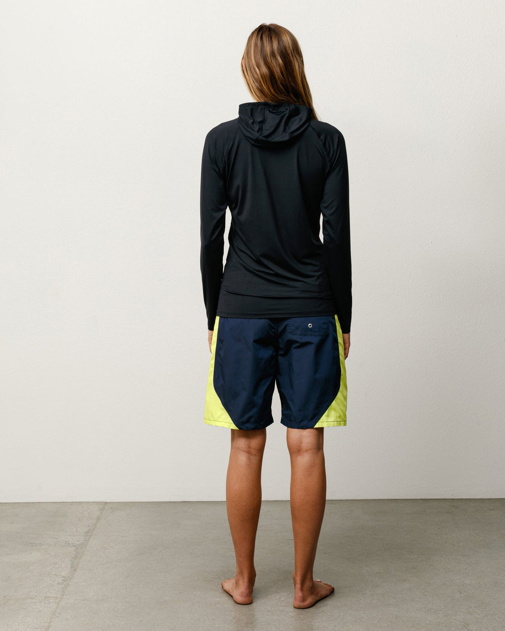 Ls Hooded Rash Guard Unisex Long Sleeve In Black