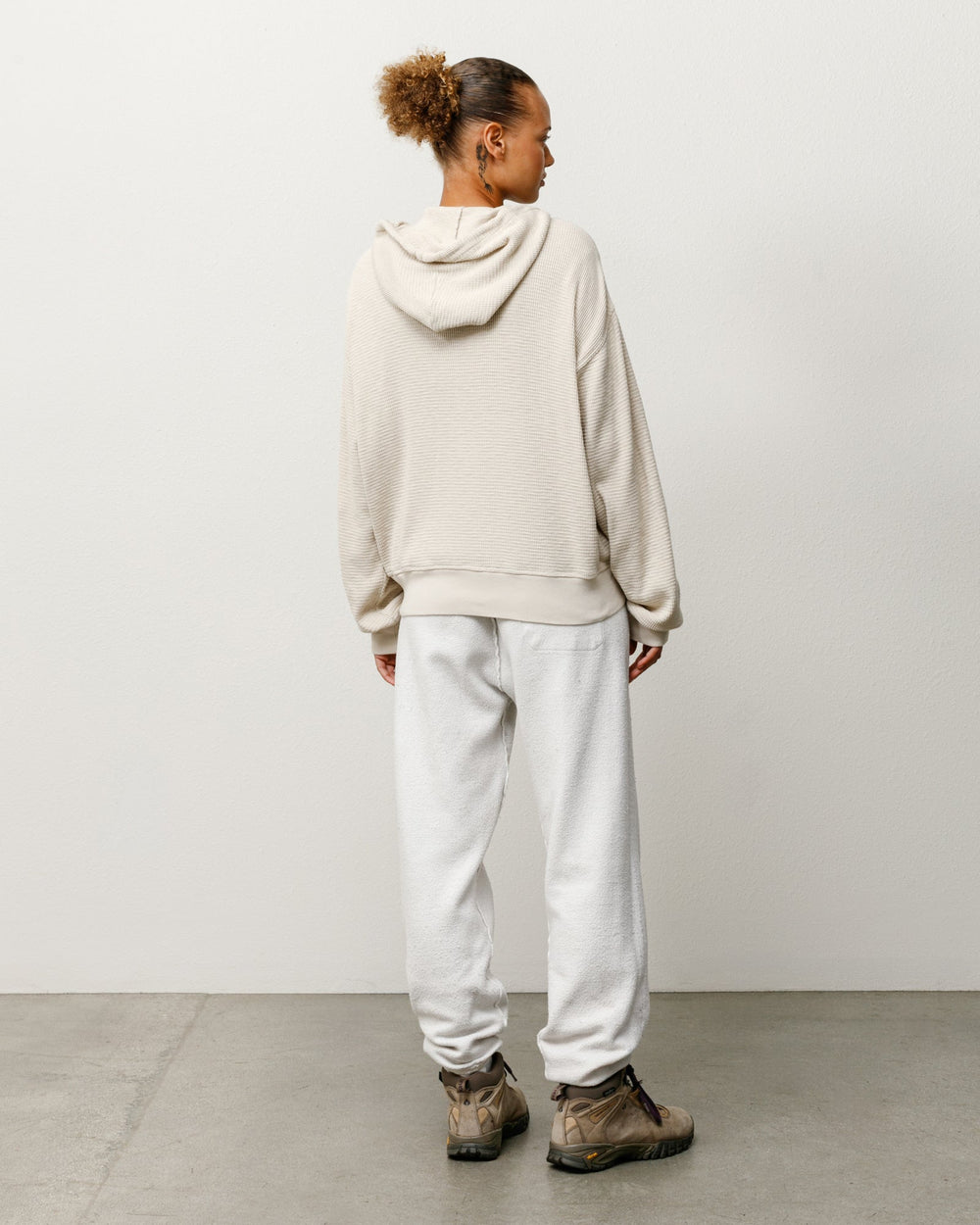 Stüssy Lightweight Thermal Hoodie zip hood in Bone.