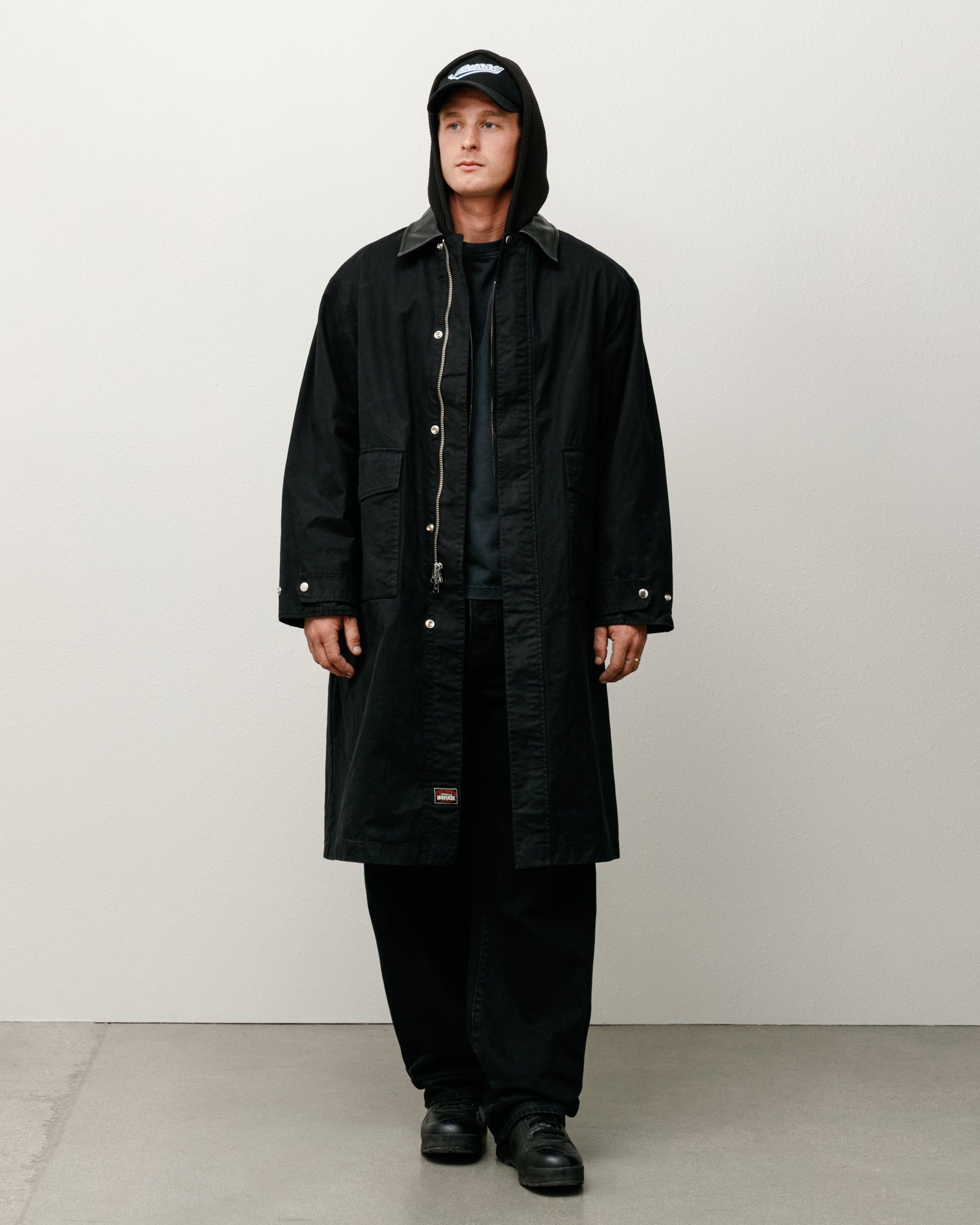 Duster Mens Long Sleeve In Black | product-card-slider