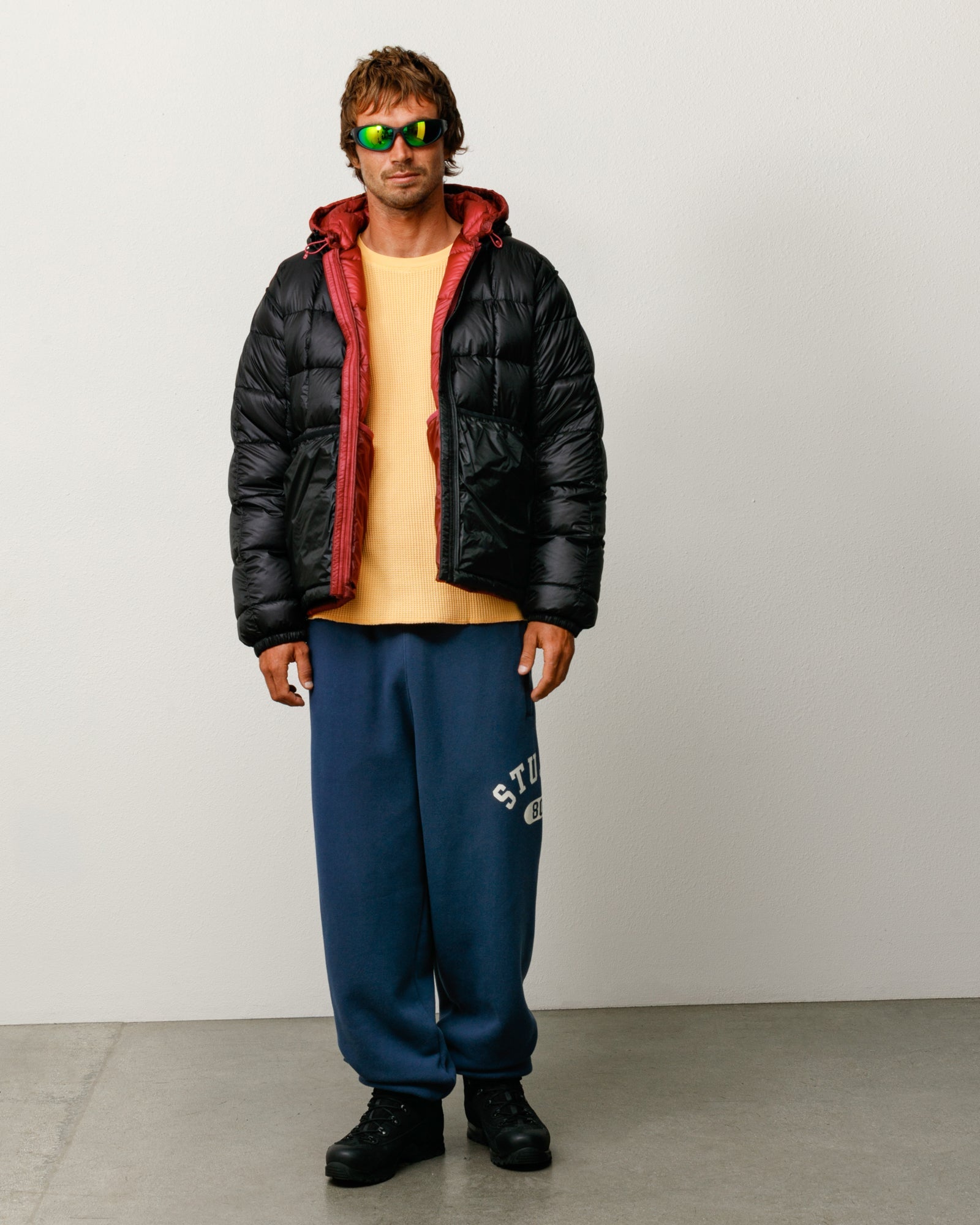 Varsity Fleece Pant Unisex Regular In Navy | product-card-slider