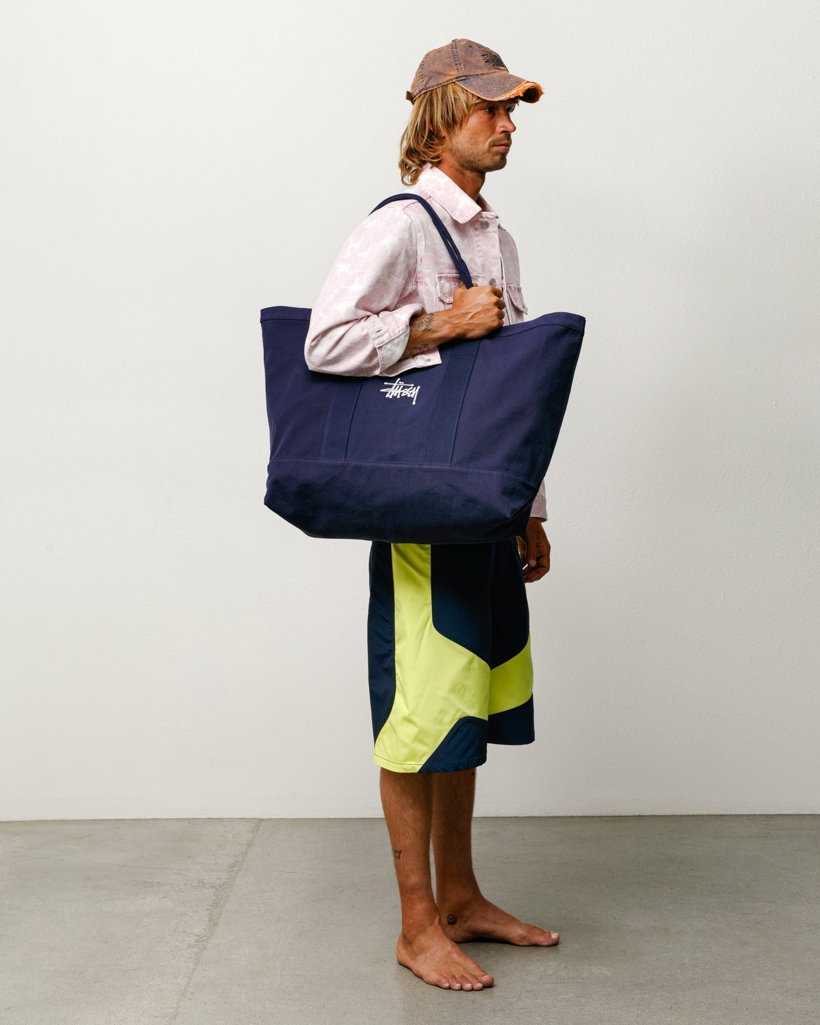 Canvas Extra Large Tote bag in the color Navy | product-card-slider