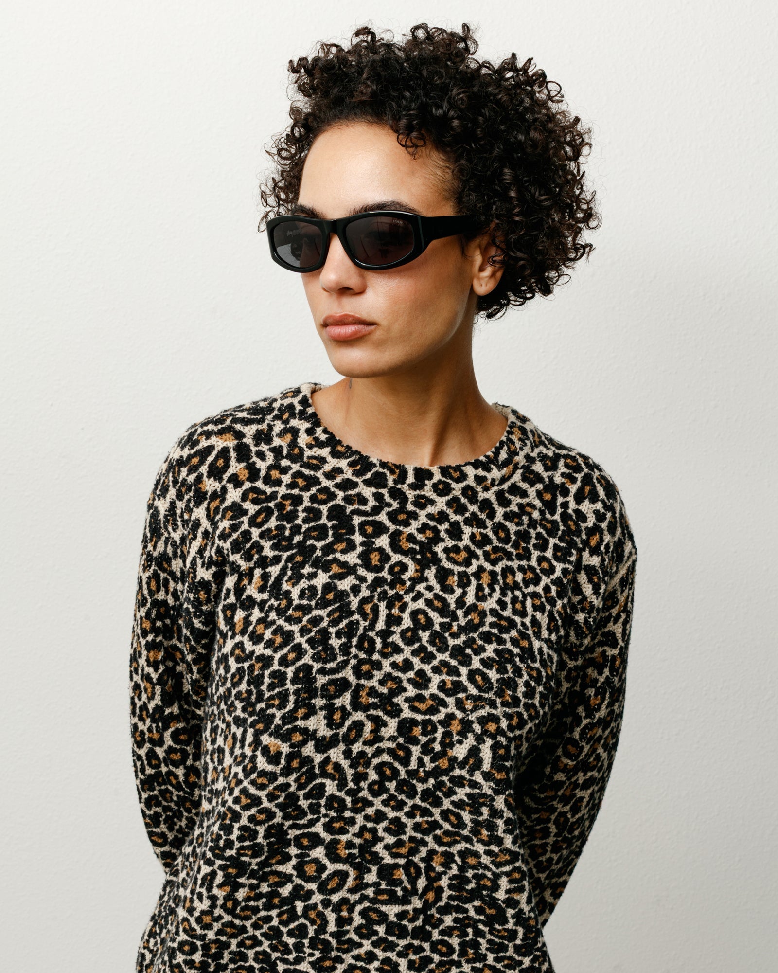 Landon Sunglasses Accessories In Black/black Lens