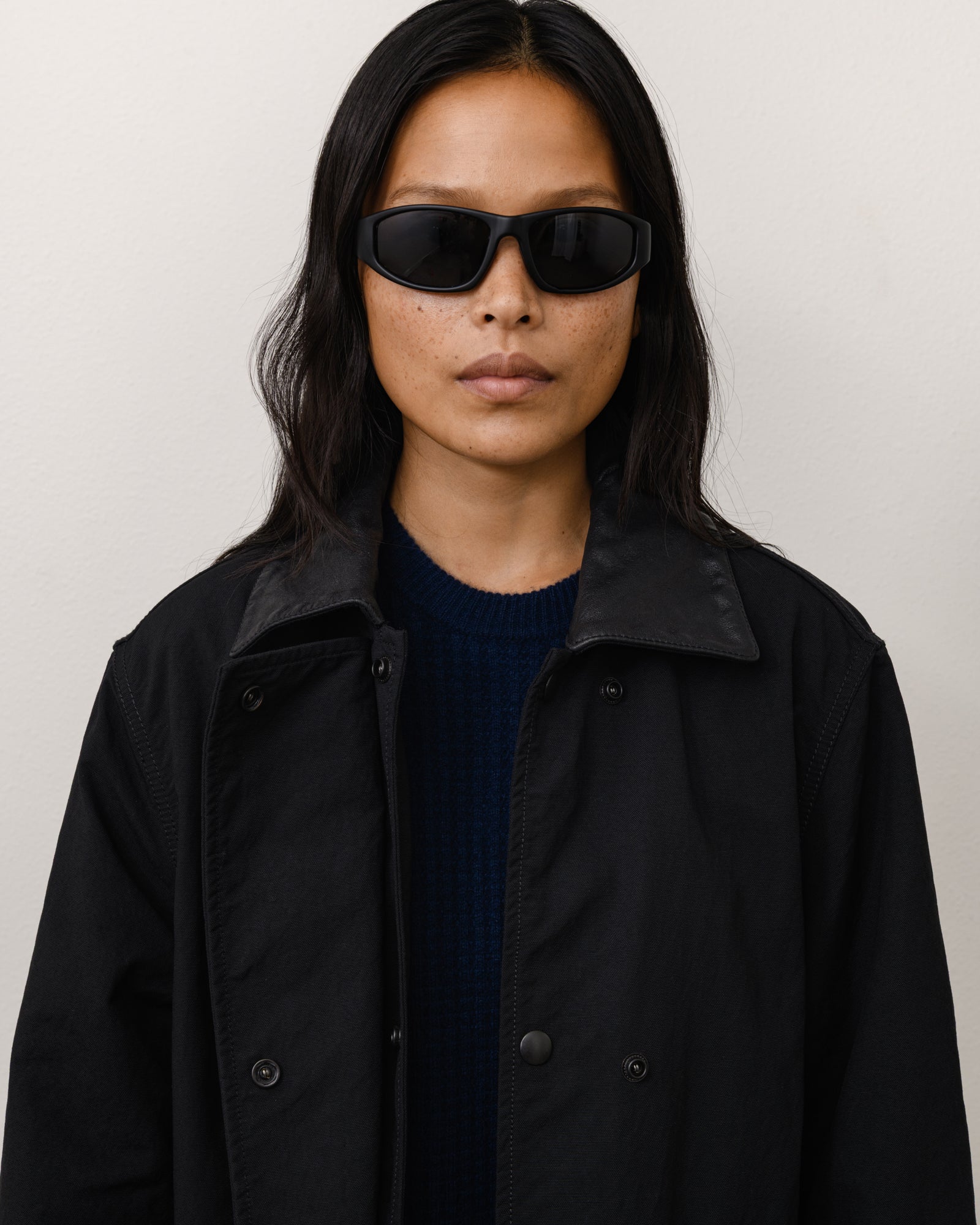 Leslie Sunglasses Unisex In Matte Black/black | product-card-slider